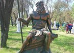 Скульптуры, фигуры
